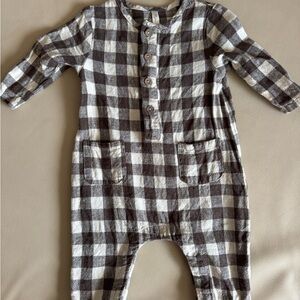 Rylee + Cru Brown and White Checkered Kids Footie